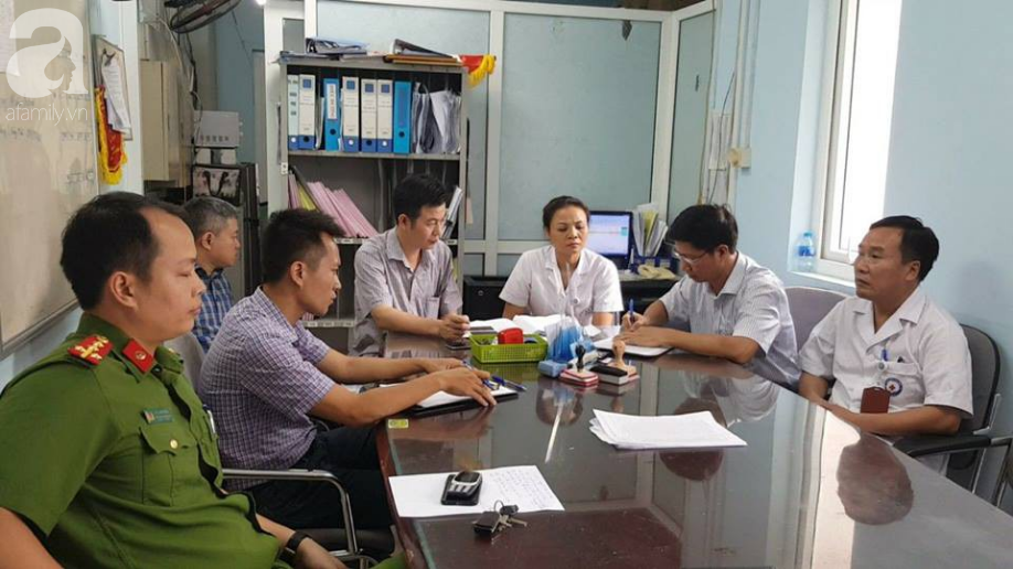 vu thai nhi tu vong trong bung me o bv buu dien khi vao vien san phu binh thuong