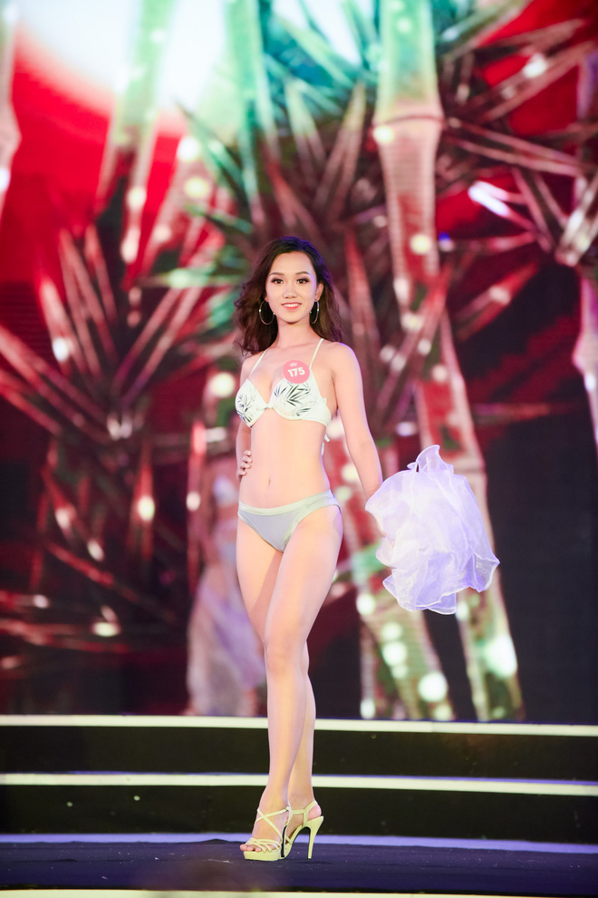man dien bikini nong bong cua 38 thi sinh lot chung khao phia bac hoa hau viet nam