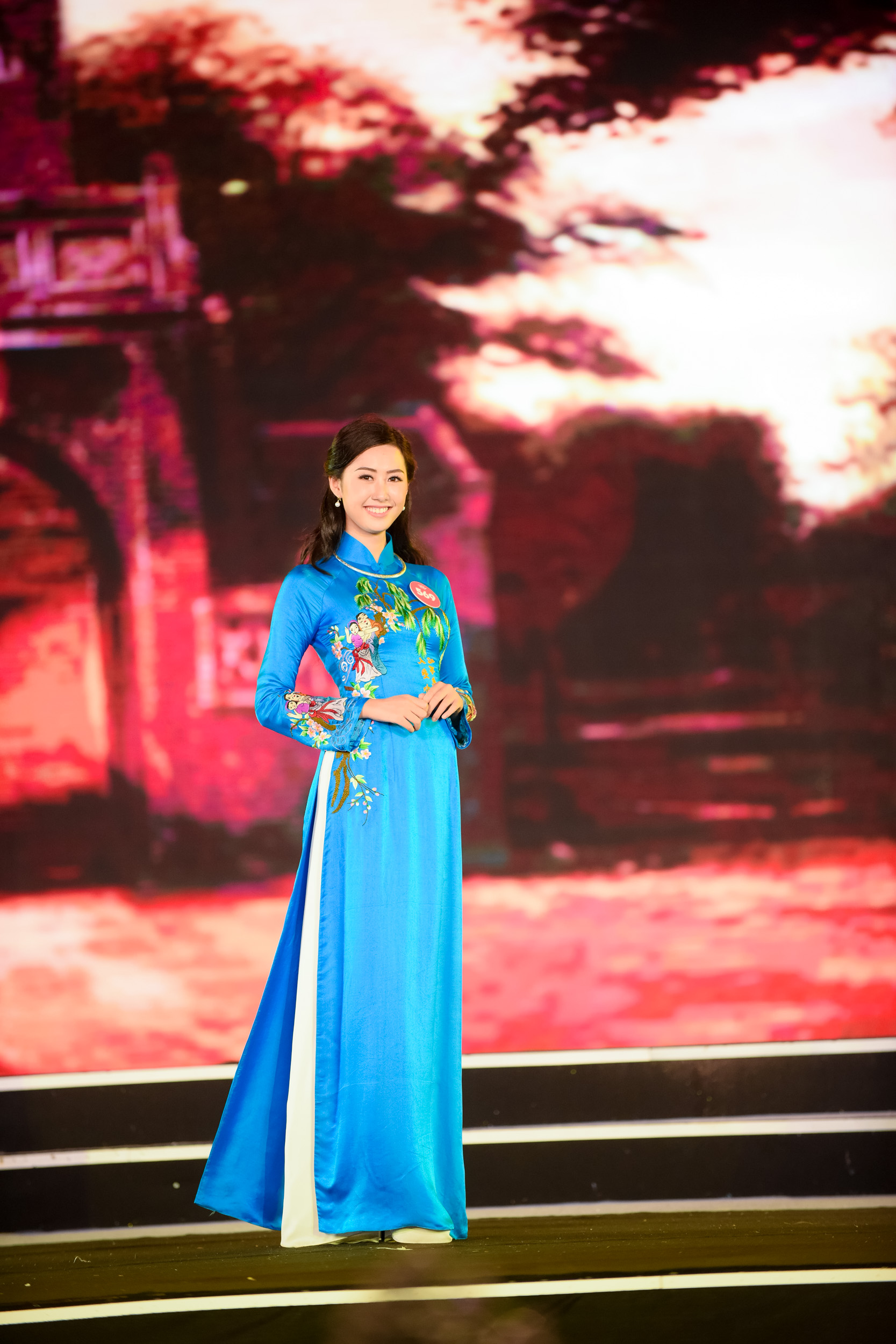 lo dien 25 nhan sac tiep theo buoc vao chung ket hoa hau viet nam 2018