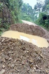 duo ng dan sinh bi khai tu bang nhung cai ho sau o nghe an