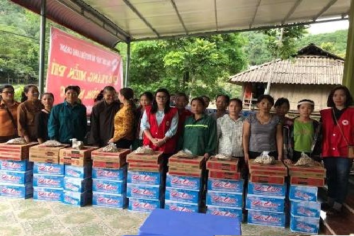 ho tro hon 50 trieu dong den voi nguoi dan do bi lu quet o thanh hoa