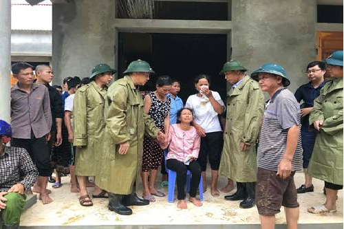 ho tro hon 50 trieu dong den voi nguoi dan do bi lu quet o thanh hoa