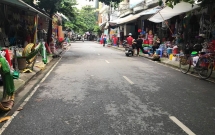 nam dinh loi ke cua nguoi chung kien vu 2 doi tuong la mat chem thanh nien nhap vien