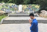 doan vien thanh nien huong den le thap nen tri an cac anh hung liet sy tai cao bang