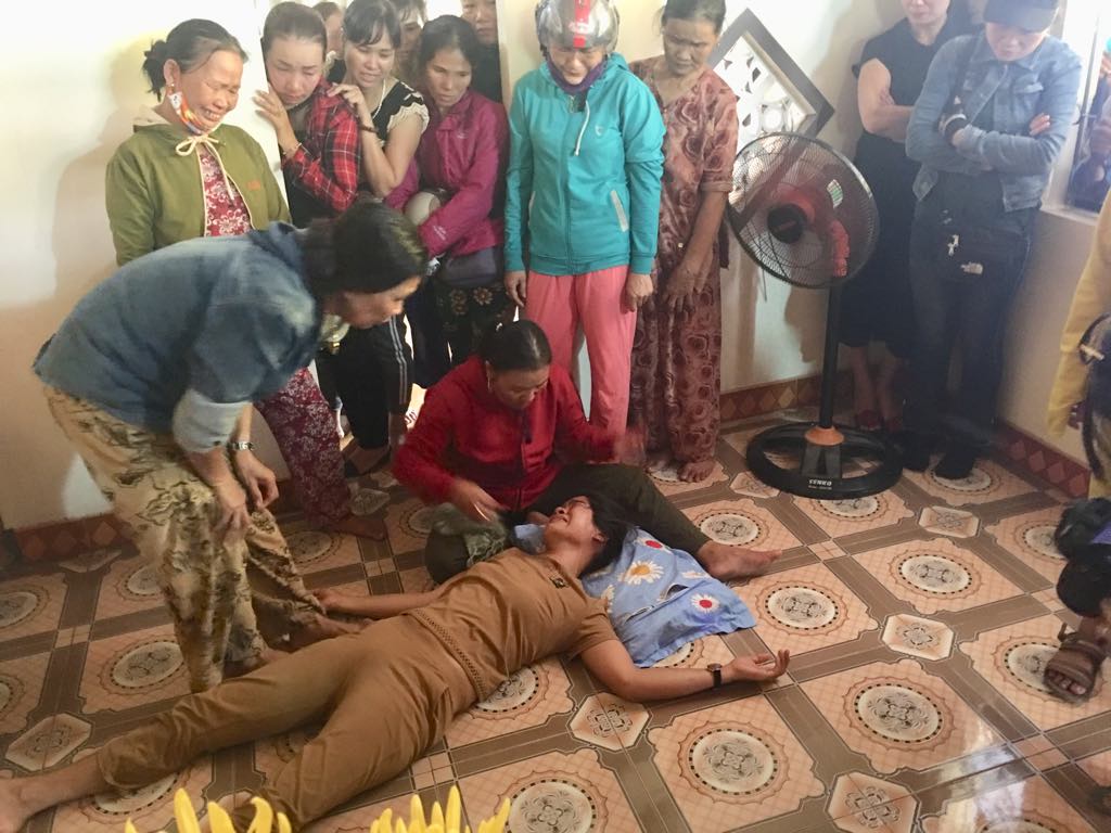 vu tai nan tham khoc ngay cuoi tang thuong bao trum ca gia dinh co 4 nguoi mat