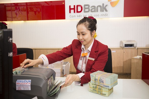 hdbank dat loi nhuan tren 2000 ty dong