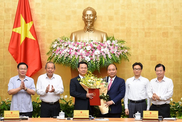 thu tuong trao quyet dinh giao quyen bo truong thong tin va truyen thong