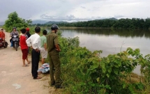 ha tinh phat hien thi the nguoi phu nu troi tren song la