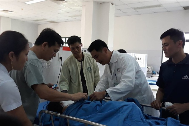 4 nguoi bi thuong trong vu tai nan giao thong xe ruoc dau da qua con nguy kich