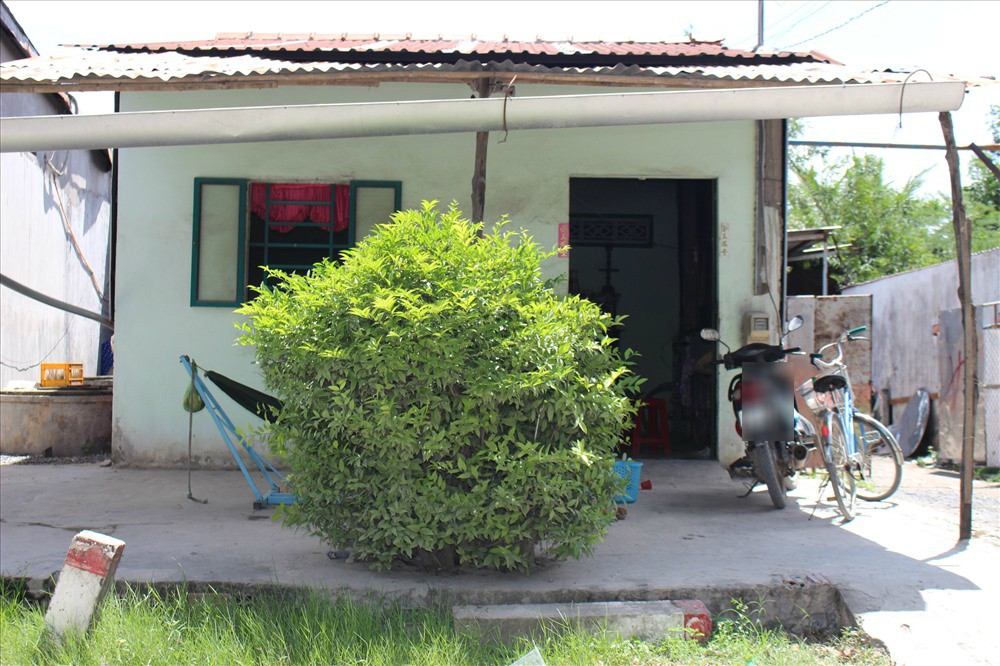 vu bo ruot xam hai con 9 tuoi o long an be bi xam hai 5 lan 2 be gai hang xom cung la nan nhan