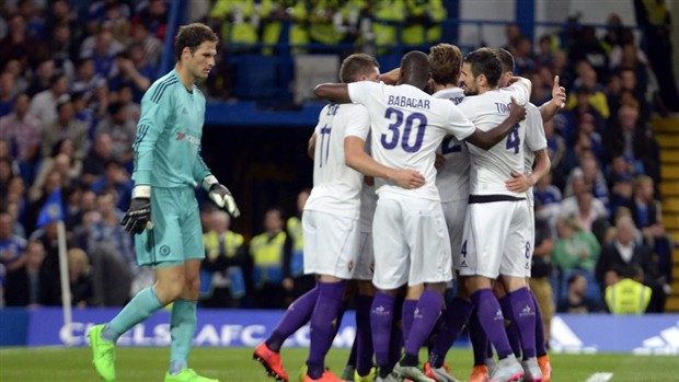 fiorentina tiep tuc gay soc khi danh bai chelsea