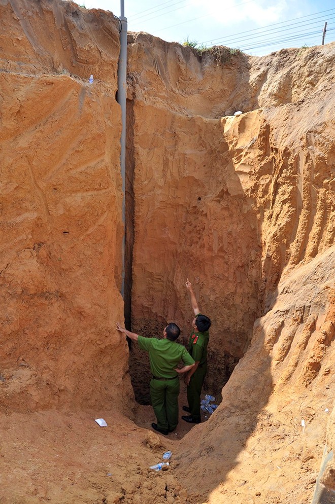 nhom tho dao gieng cuu be gai do la viec nghia can phai lam ngay