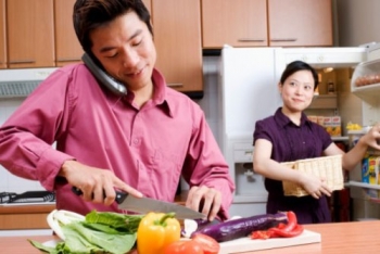 Khi vợ kiếm tiền nhiều hơn chồng