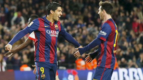 luis suarez toa sang giup barcelona doi no athletic bilbao