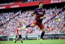 luis suarez toa sang giup barcelona doi no athletic bilbao