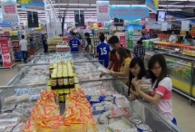 gioi tre ro trao luu an chay thuc pham chay duoc mua
