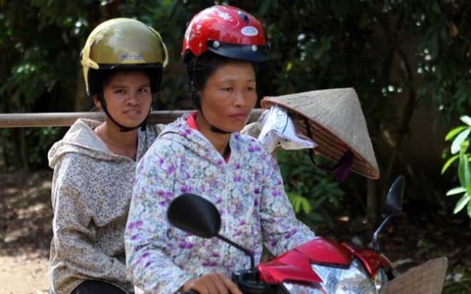 thiet ke mu bao hiem cho phu nu dan toc bai toan kho cho nha san xuat