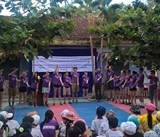 don doan hoc sinh my den du trai he cong viec tai phu yen