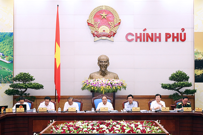 du bao kich ban tang truong kinh te xa hoi nam 2016