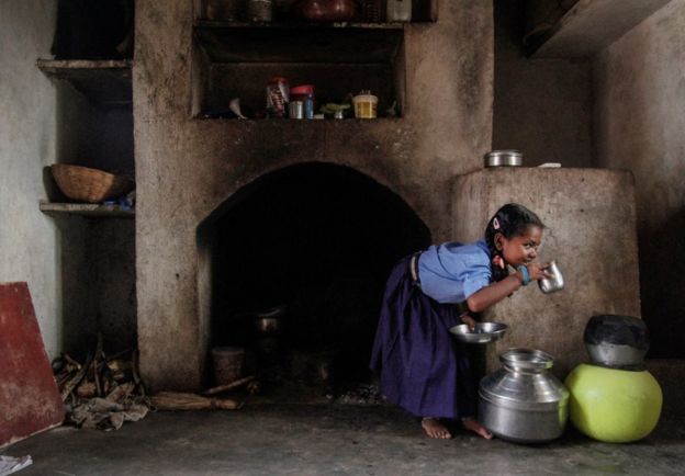 an do la quoc gia co nhieu tre em thap coi nhat the gioi