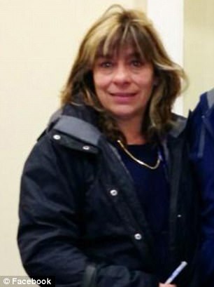 nam sinh 16 tuoi sat hai me de roi chu p a nh thi the gu i cho ba n