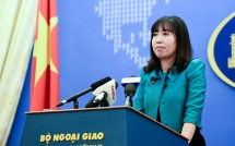 viet nam phan doi trung quoc xay dung su dung rap chieu phim tren quan dao hoang sa