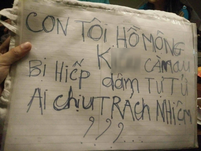 vu be gai 13 tuoi ca mau tu tu nghi xam hai me om di anh con uat uc cau cuu vks toi cao