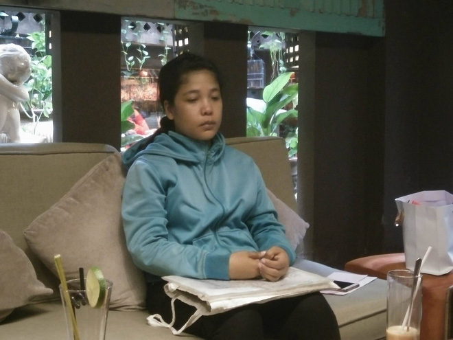 vu be gai 13 tuoi ca mau tu tu nghi xam hai me om di anh con uat uc cau cuu vks toi cao