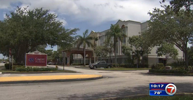 goi gai ban hoa den khach san mua dam roi sat hai phi tang thi the