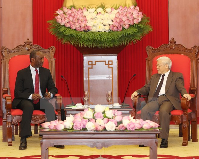 tong bi thu nguyen phu trong tiep thu tuong cong hoa mozambique
