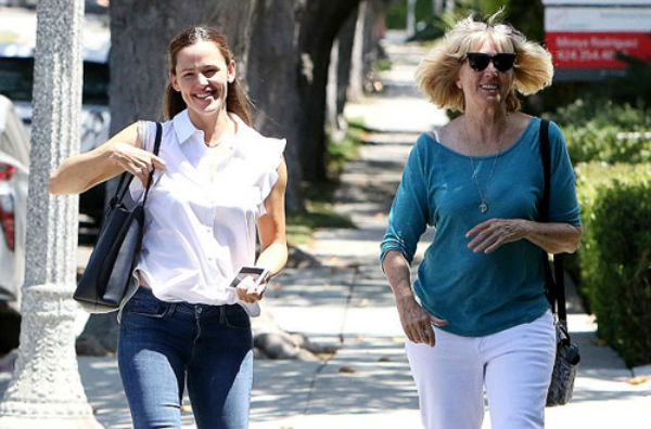ben affleck co chuyen du lich lang man dau tien cung ban gai moi