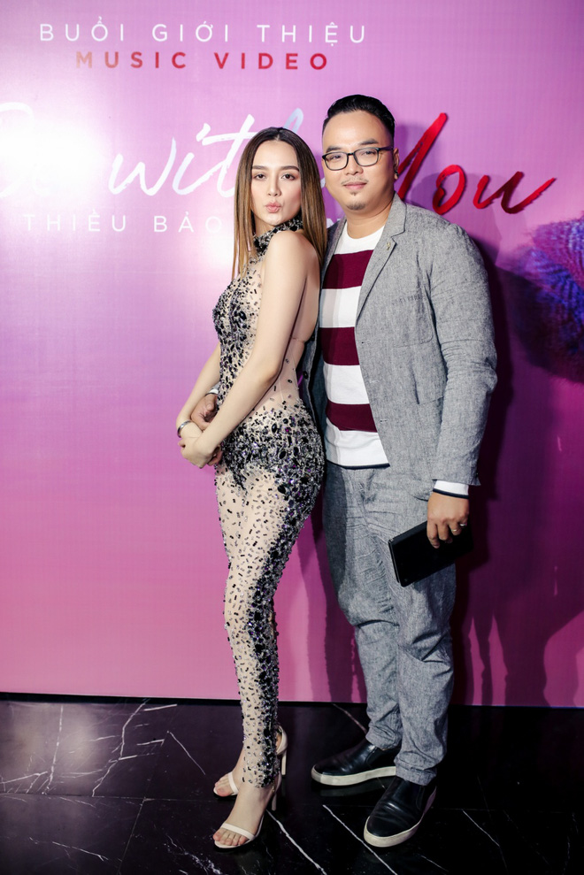 phuong uyen thieu bao trang xuc dong nhac ve scandal the voice cach day 5 nam