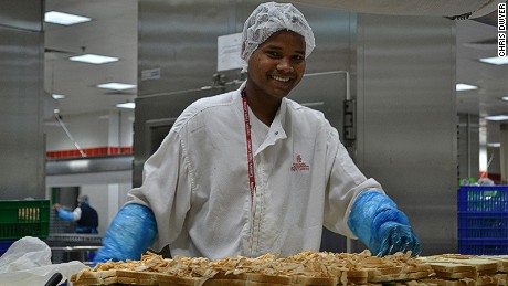 cac hang hang khong xu ly rac thai sau moi chuyen bay nhu nao