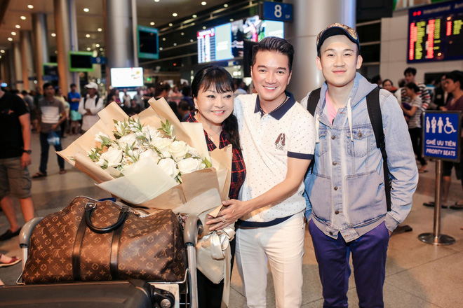 dam vinh hung ra san bay don duong trieu vu vao luc nua dem
