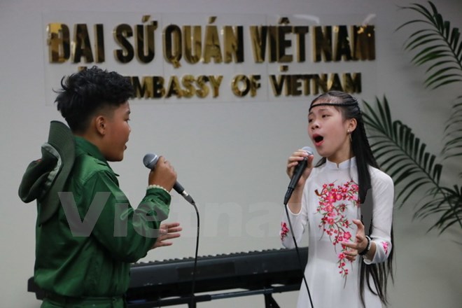 quang ba van hoa viet o new zealand qua nhung tai nang nhi