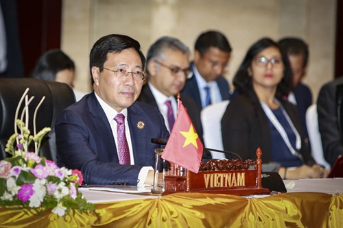pho thu tuong pham binh minh du hoi nghi bo truong ngoai giao asean