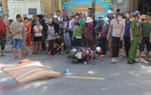 da nang xe may va cham kinh hoang voi o to vo chet chong bi thuong