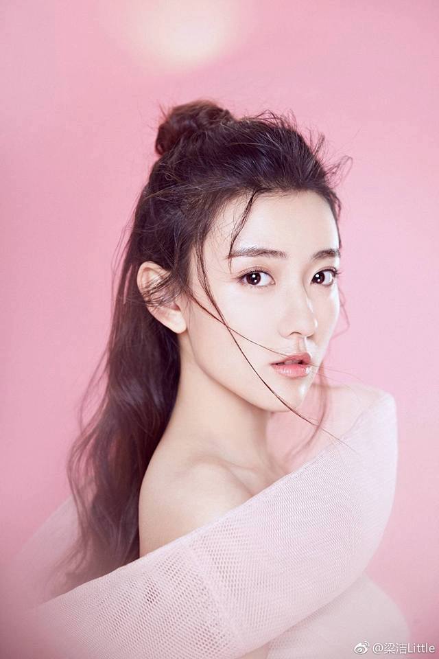 nhung dieu chua biet ve cap doi ngon tinh dang gay sot song the sung phi