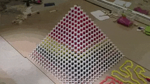 18 cong trinh domino sup do khien nguoi xem vo cung da mat