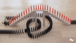 18 cong trinh domino sup do khien nguoi xem vo cung da mat