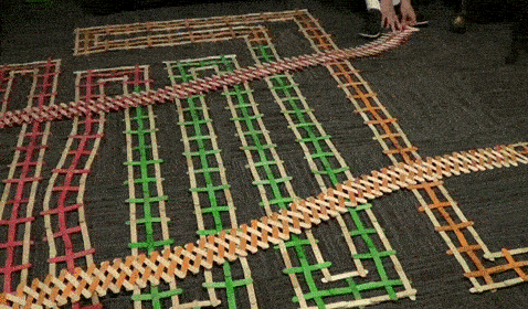 18 cong trinh domino sup do khien nguoi xem vo cung da mat