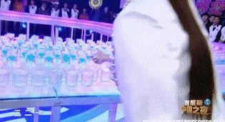 18 cong trinh domino sup do khien nguoi xem vo cung da mat