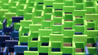 18 cong trinh domino sup do khien nguoi xem vo cung da mat