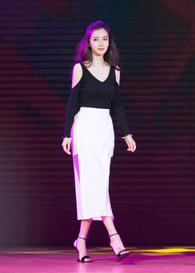 angelababy khoe dang dep chan thon trong su kien moi