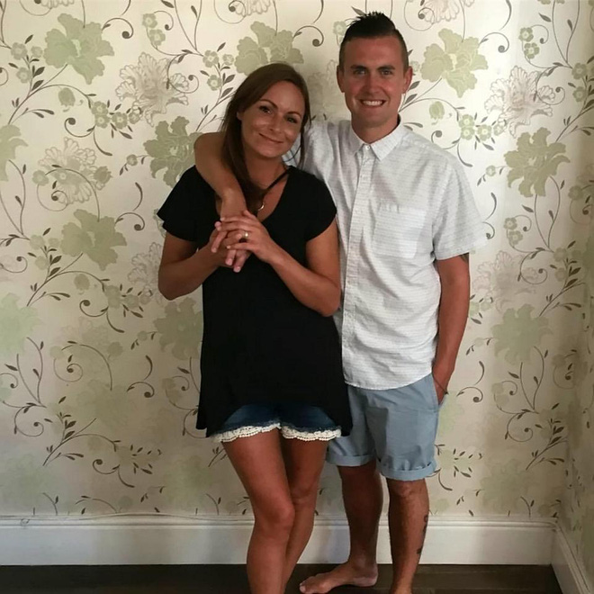 nguoi me bi chi trich vi van de con 4 tuoi bu sua me va man dap tra khien dan mang ha he