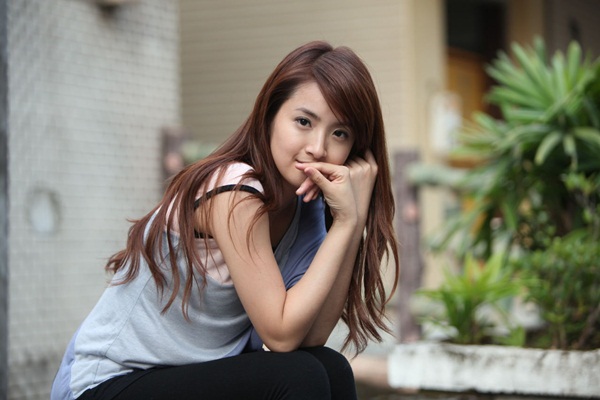 dong lai phim cua lam y than thai tu phi truong thien ai khong ngai bi che bai