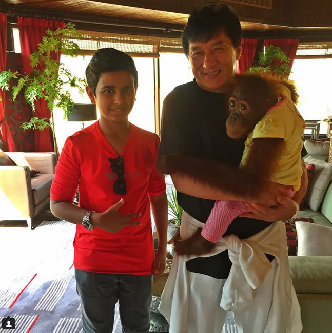 cuoc song toan hang hieu sieu xe thu cung dac biet va lam ban voi nguoi noi tieng cua cau am dubai 15 tuoi