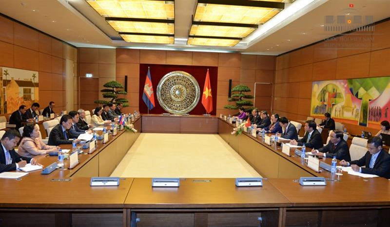 quoc hoi viet nam hop tac chat che voi quoc hoi thuong vien campuchia