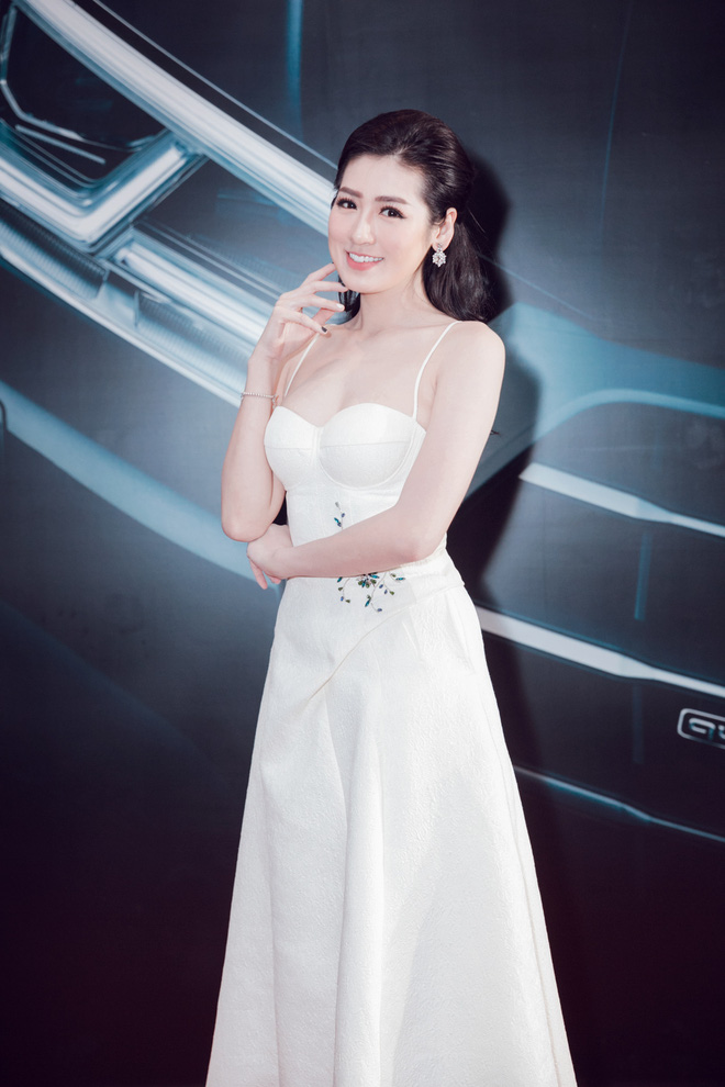 thanh ha ng die n va y cu p ngu c do quye n ru khoe chan da i ngu c da y