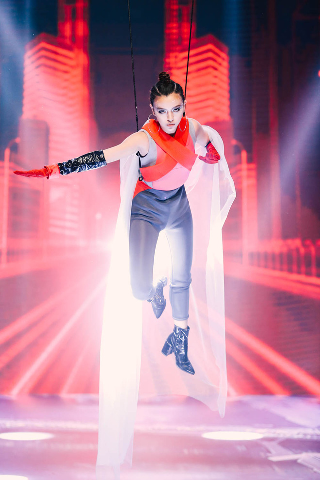 minh tu lai gay soc khi tuyen bo khue sai thi tu sua thuy sai tu cung sua thoi